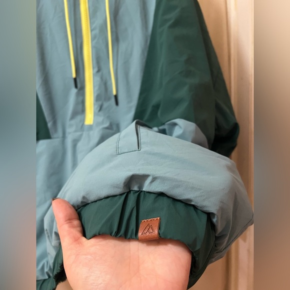 Alpine Design Forest Green and Yellow Outerwear Winter Jacket Fuzzy Warm - Picture 8 of 10